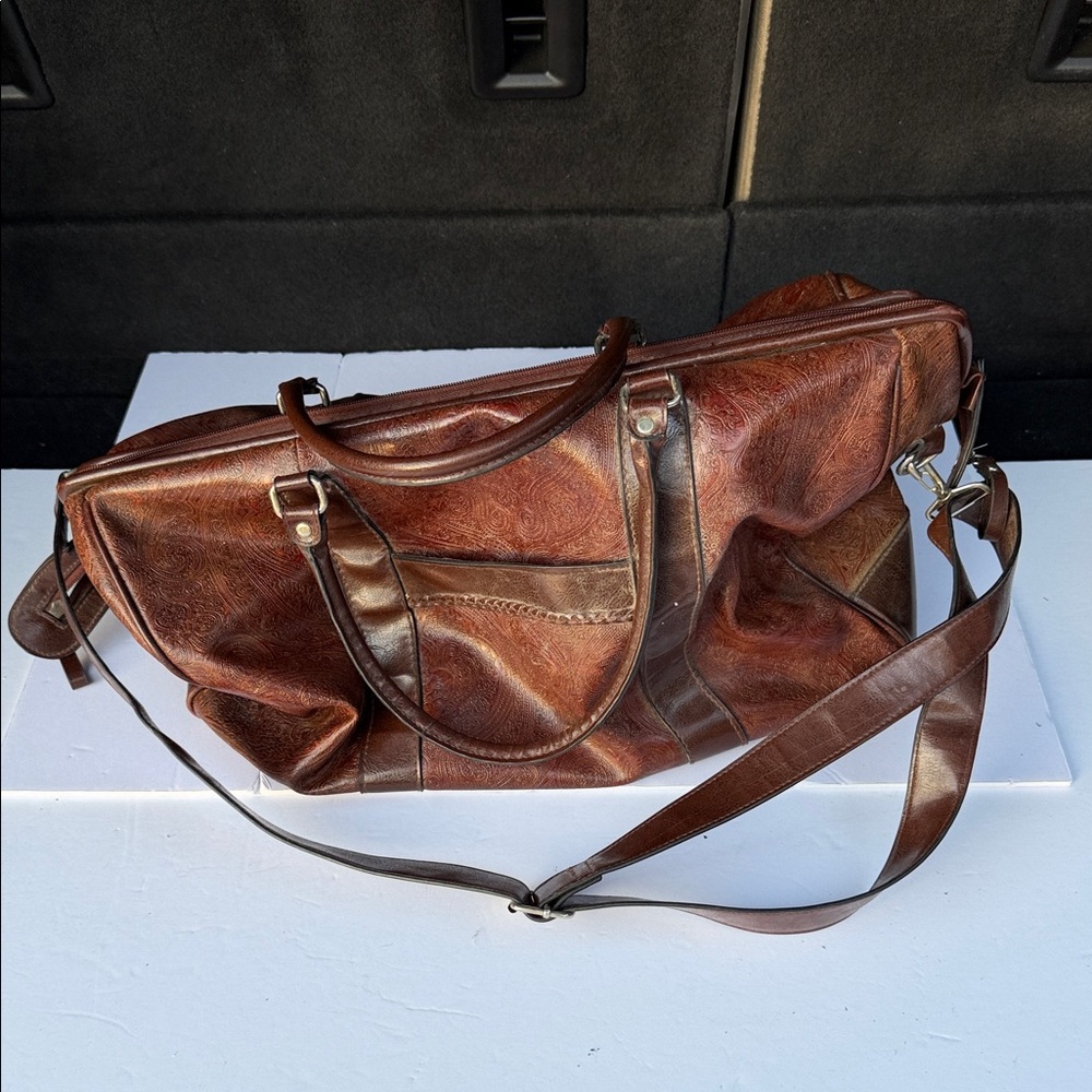 Bueno Brown Satchel Tote with Adjustable Shoulder Strap - Picture 6 of 9